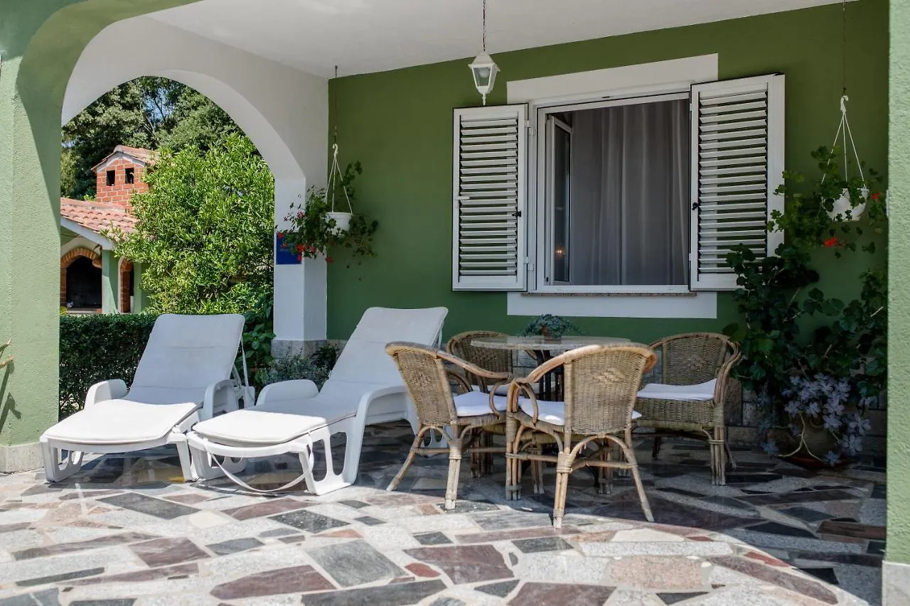Apartments Davorka Kampor Croatia