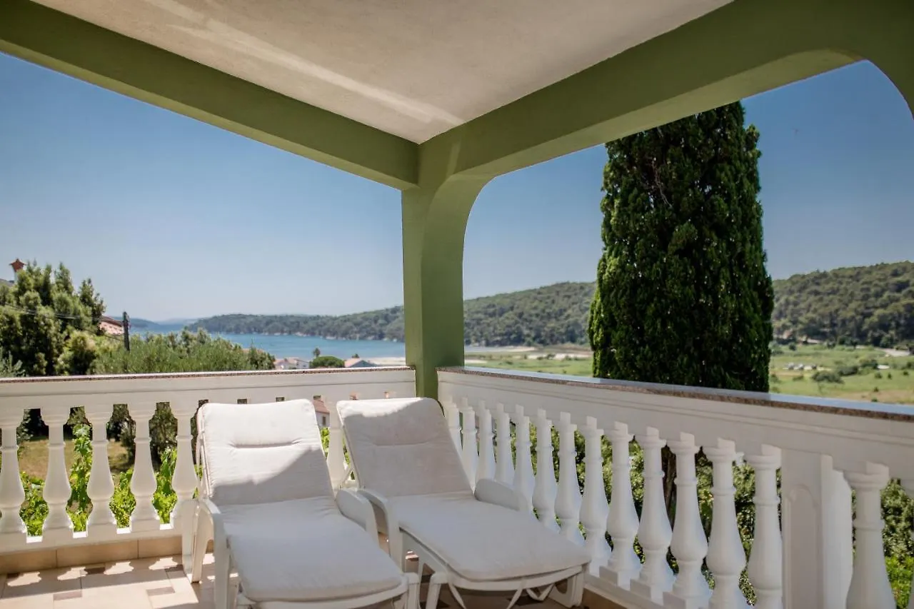 Apartments Davorka Kampor Croatia