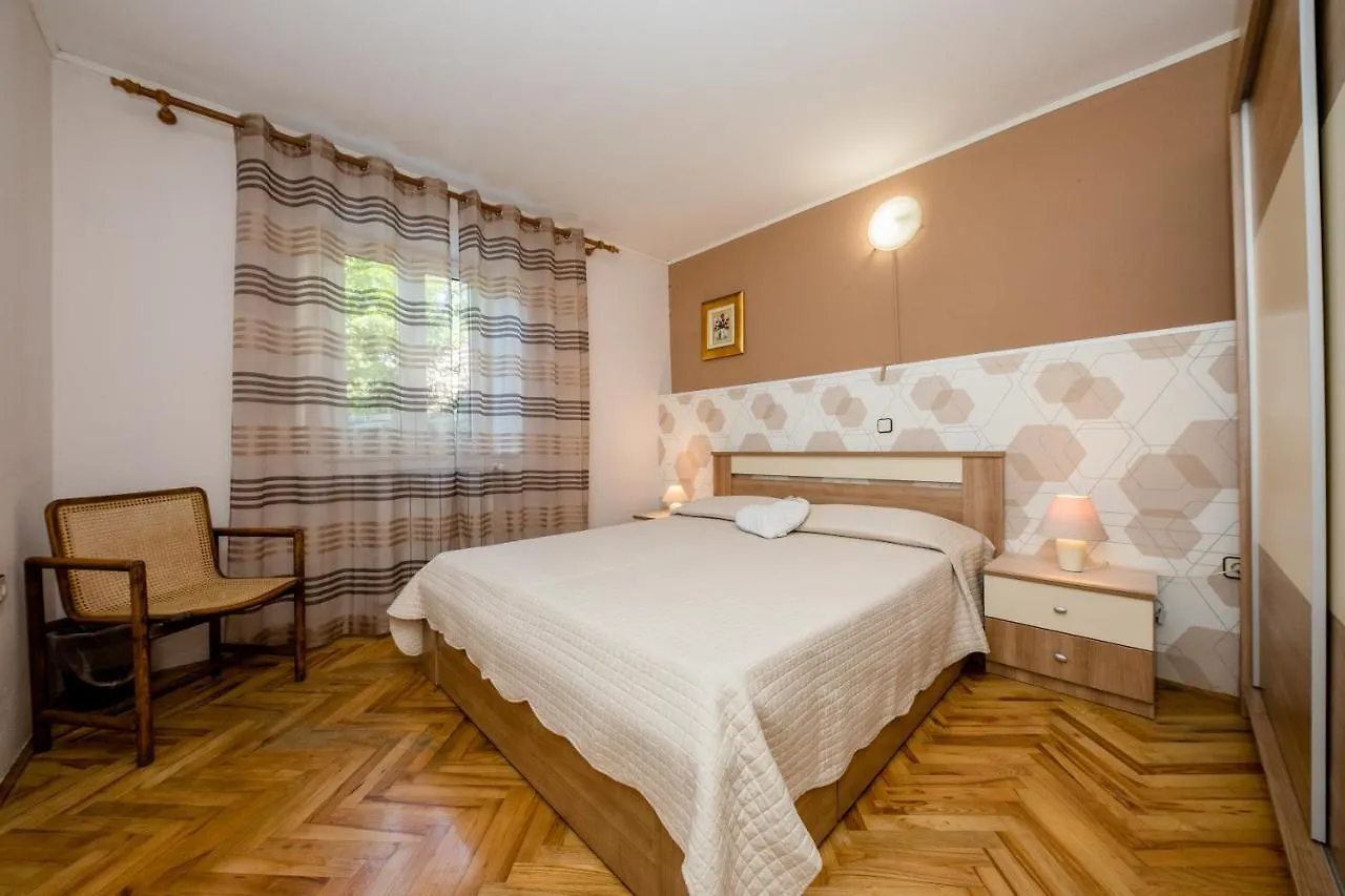 Apartments Davorka Kampor